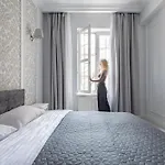 Glow - Dubaj Glamour, Ulica Dluga Old Town דירה *