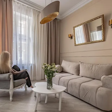 Apartment Glow - Dubaj Glamour, Ulica Dluga Old Town Gdansk